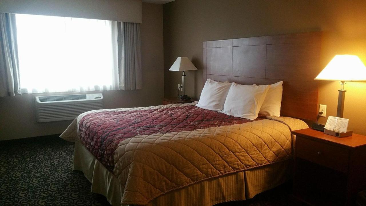 Canby Inn And Suites Esterno foto